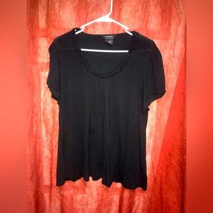 Black shirt size 2X